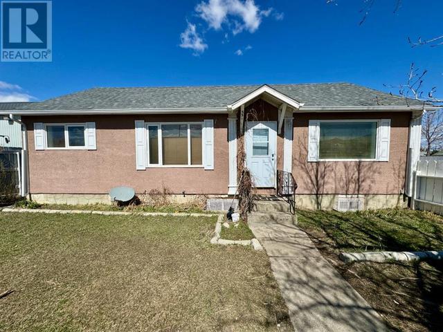 351 23 Street, House detached with 2 bedrooms, 1 bathrooms and 4 parking in Fort Macleod AB | Image 18