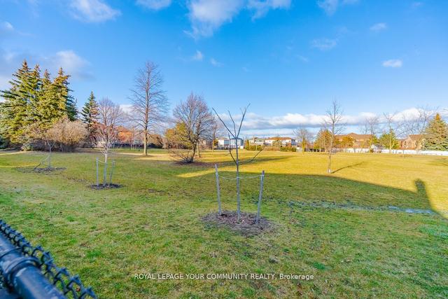 60 Newgreen Cres, House detached with 4 bedrooms, 4 bathrooms and 4 parking in Brampton ON | Image 19