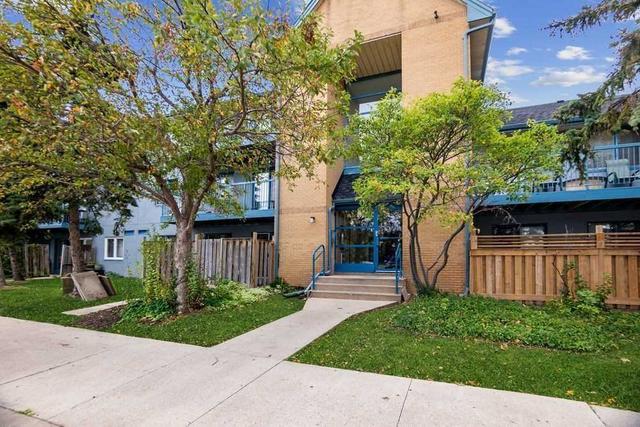 121 - 65 Trailwood Dr, Townhouse with 3 bedrooms, 2 bathrooms and 1 parking in Mississauga ON | Image 29