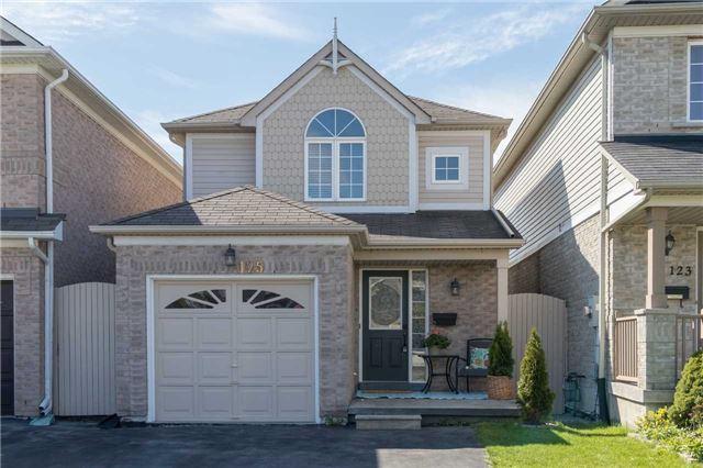 125 Cottingham Cres, House detached with 2 bedrooms, 2 bathrooms and 4 parking in Oshawa ON | Image 1