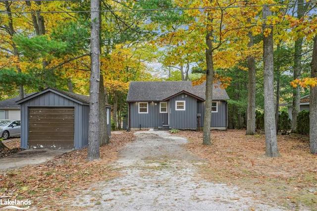780 Oxbow Park Drive, House detached with 4 bedrooms, 2 bathrooms and 4 parking in Wasaga Beach ON | Image 1