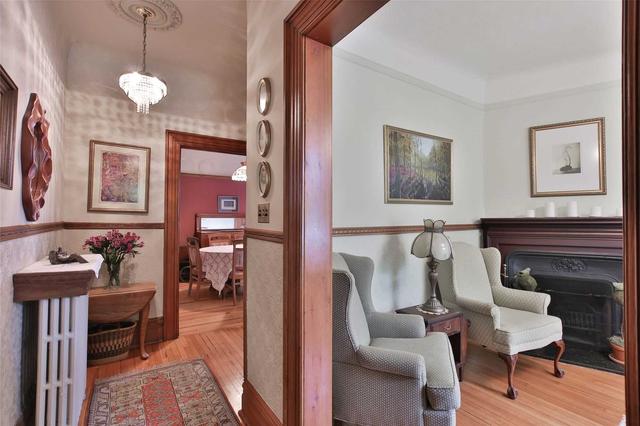 13a Delaware Ave, House semidetached with 4 bedrooms, 4 bathrooms and 1 parking in Toronto ON | Image 23
