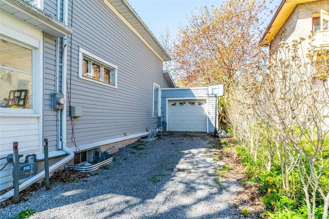 7 Sussex St N, House detached with 3 bedrooms, 2 bathrooms and 5 parking in Kawartha Lakes ON | Image 12