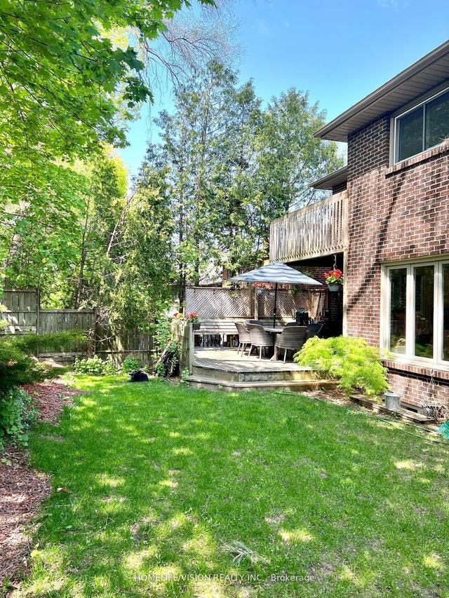 4 Trimontium Cres, House detached with 4 bedrooms, 3 bathrooms and 3 parking in Toronto ON | Image 28