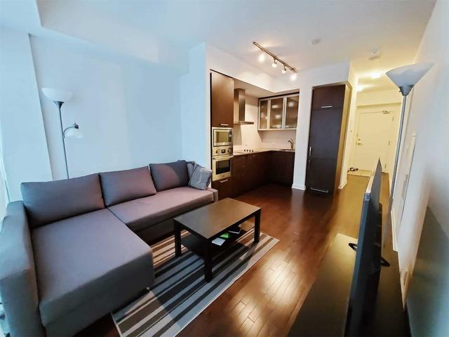 1709 - 14 York St, Condo with 1 bedrooms, 1 bathrooms and 0 parking in Toronto ON | Image 9