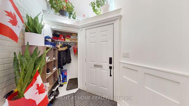 36 Samba Dr, House detached with 3 bedrooms, 3 bathrooms and 5 parking in Toronto ON | Image 36