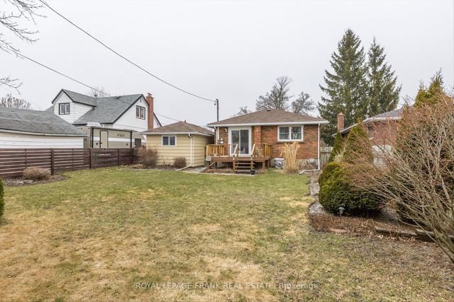 217 Shelbourne St, House detached with 2 bedrooms, 2 bathrooms and 3 parking in Peterborough ON | Image 22