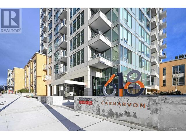 1702 - 618 Carnarvon Street, Condo with 2 bedrooms, 1 bathrooms and 1 parking in New Westminster BC | Image 2