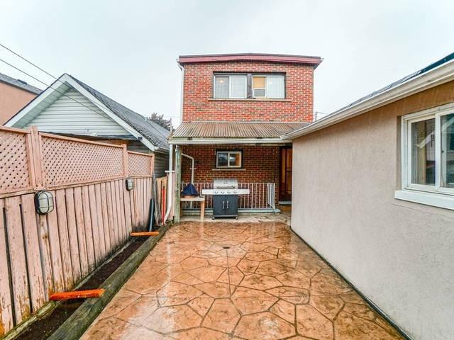 1157 Roselawn Ave, House detached with 3 bedrooms, 3 bathrooms and 6 parking in Toronto ON | Image 18