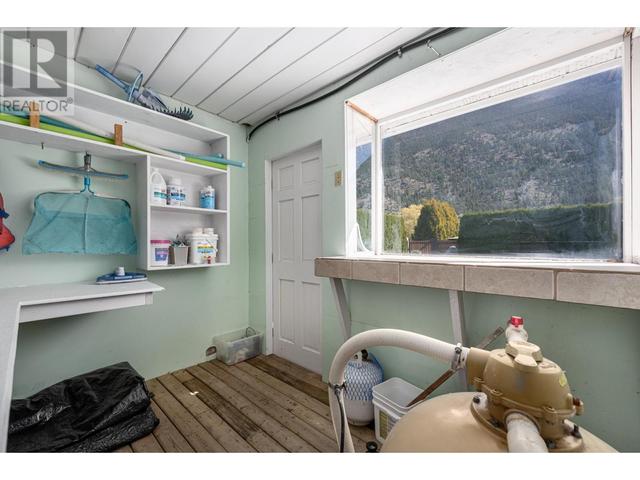 194 Deste Road, House detached with 4 bedrooms, 2 bathrooms and null parking in Lillooet BC | Image 49