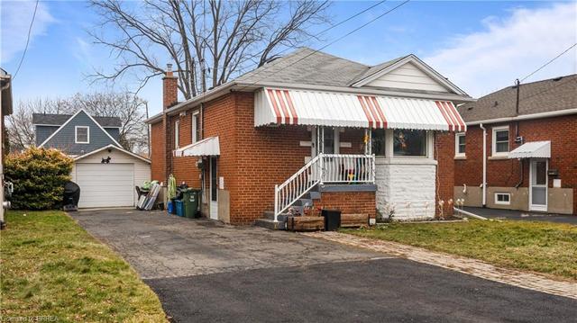 266 East 34th Street, House detached with 3 bedrooms, 2 bathrooms and 6 parking in Hamilton ON | Image 14