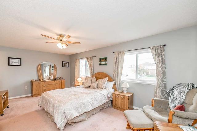44 Peregrine Rd, House detached with 4 bedrooms, 3 bathrooms and 3.5 parking in Barrie ON | Image 14