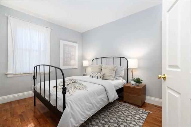 26 Endean Ave, House semidetached with 3 bedrooms, 2 bathrooms and 2 parking in Toronto ON | Image 9