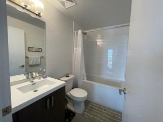 1109 - 1603 Eglinton Ave W, Condo with 2 bedrooms, 2 bathrooms and 1 parking in Toronto ON | Image 5