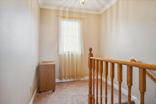 11 - 110 Mary St W, Townhouse with 3 bedrooms, 3 bathrooms and 1 parking in Whitby ON | Image 8