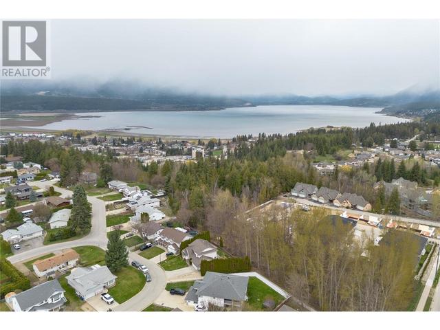 1871 2 Avenue Ne, House detached with 4 bedrooms, 2 bathrooms and 2 parking in Salmon Arm BC | Image 56