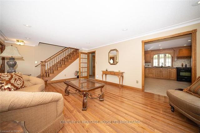 3628 Concession Dr, House detached with 3 bedrooms, 2 bathrooms and 8 parking in Southwest Middlesex ON | Image 4