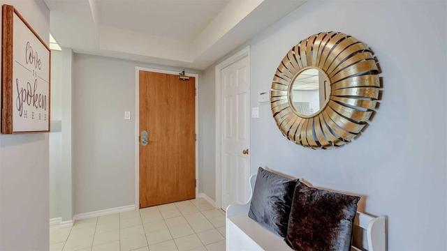 1009 - 310 Mill St S, Condo with 2 bedrooms, 2 bathrooms and 2 parking in Brampton ON | Image 2