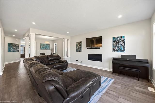 815 Riverview Way, House detached with 4 bedrooms, 3 bathrooms and 5 parking in Kingston ON | Image 4