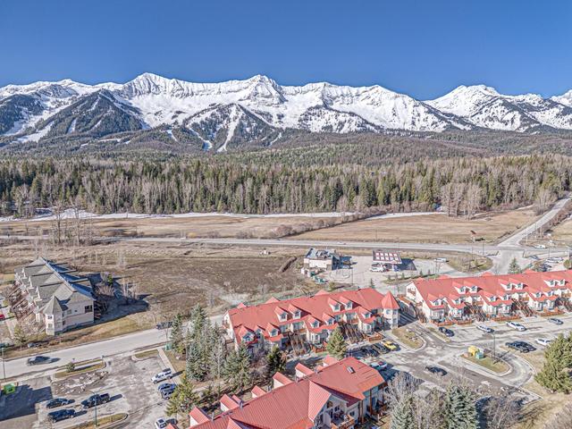 517/519 - 500 Riverside Way, Condo with 3 bedrooms, 2 bathrooms and null parking in Fernie BC | Image 26