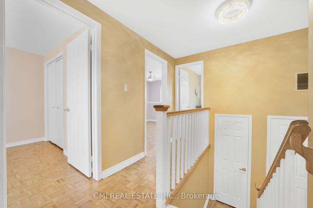 49 - 57 Stately Way, Townhouse with 3 bedrooms, 2 bathrooms and 2 parking in Markham ON | Image 6
