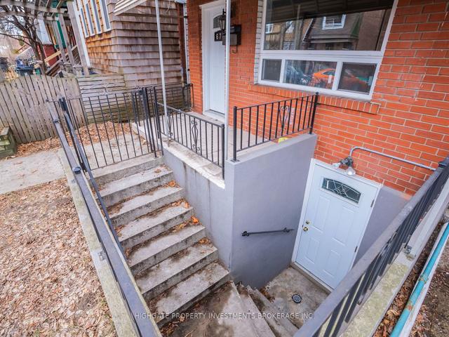 lower - 677 Brock Ave, House detached with 1 bedrooms, 1 bathrooms and 0 parking in Toronto ON | Image 2