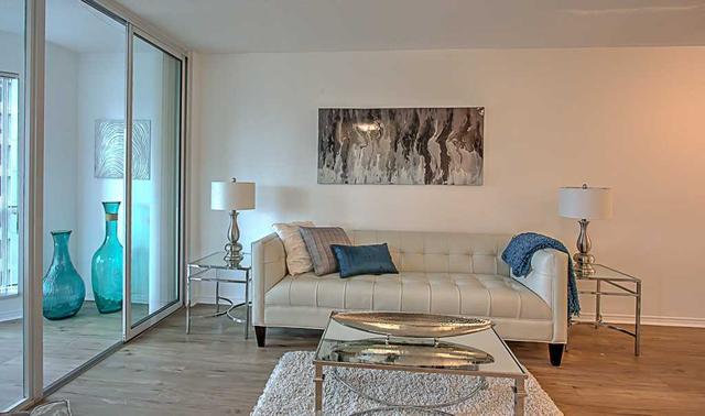 2108 - 10 Yonge St, Condo with 1 bedrooms, 1 bathrooms and 1 parking in Toronto ON | Image 23