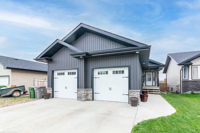 4739 13 Street, House detached with 5 bedrooms, 3 bathrooms and 4 parking in Lloydminster (Part) SK | Image 1