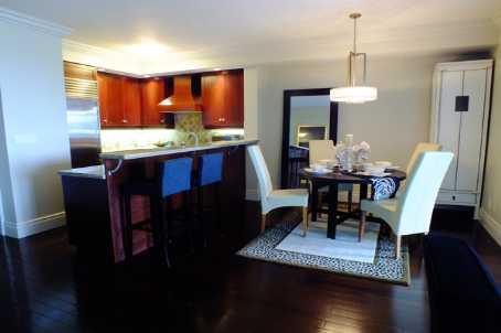 1406 - 10 Bellair St, Condo with 2 bedrooms, 2 bathrooms and 1 parking in Toronto ON | Image 1