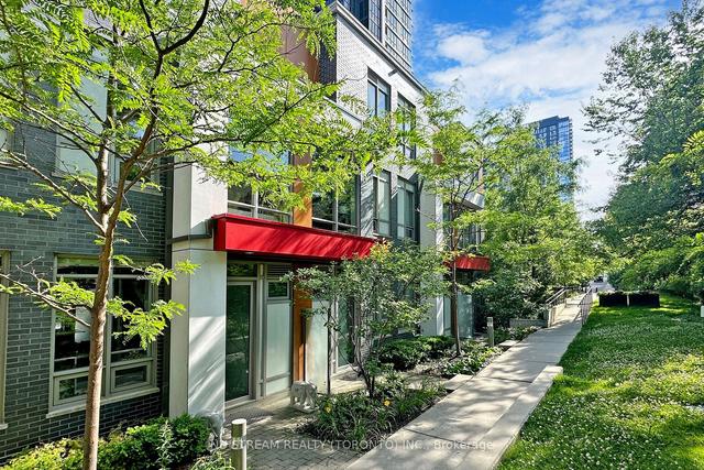 th4 - 88 Sheppard Ave E, Townhouse with 3 bedrooms, 3 bathrooms and 1 parking in Toronto ON | Image 1