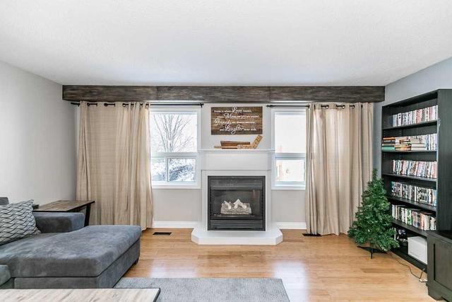 8 - 237 Steel St, Townhouse with 3 bedrooms, 2 bathrooms and 1 parking in Barrie ON | Image 12