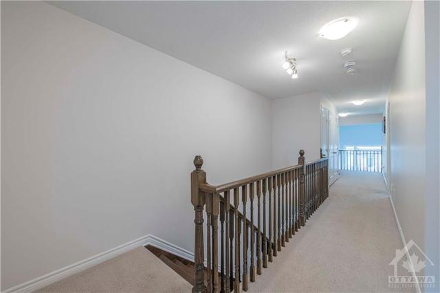 325 Dolce Crescent, Townhouse with 3 bedrooms, 3 bathrooms and 3 parking in Ottawa ON | Image 16