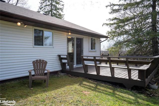 12 George Street, House detached with 3 bedrooms, 1 bathrooms and 4 parking in Parry Sound ON | Image 8