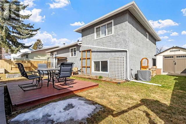 135 Rundlehorn Crescent Ne, House detached with 4 bedrooms, 2 bathrooms and 3 parking in Calgary AB | Image 28