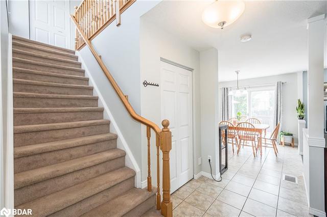 7 Bard Boulevard, House detached with 4 bedrooms, 2 bathrooms and 4 parking in Guelph ON | Image 18