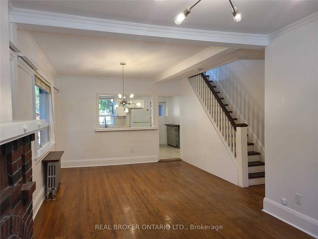 130 Harvie Ave, House attached with 3 bedrooms, 1 bathrooms and 2 parking in Toronto ON | Image 24