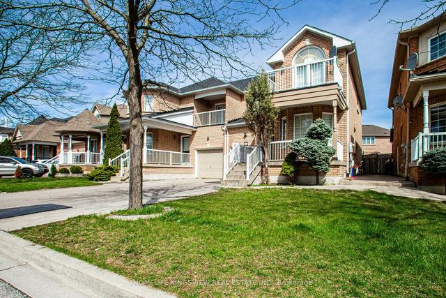 22 Windward Cres, House semidetached with 3 bedrooms, 4 bathrooms and 4 parking in Vaughan ON | Image 33