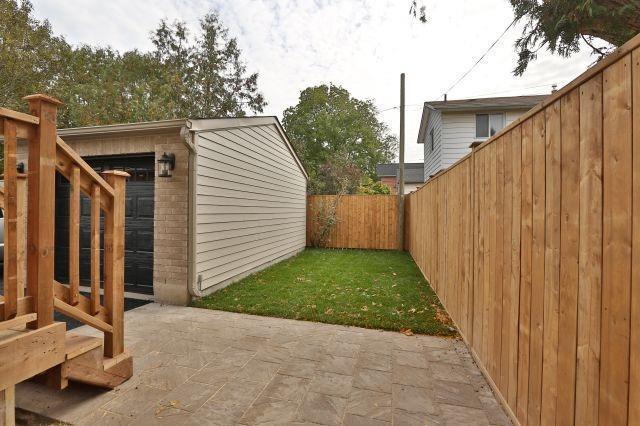 58 Warren Cres, House detached with 3 bedrooms, 4 bathrooms and 1 parking in Toronto ON | Image 20