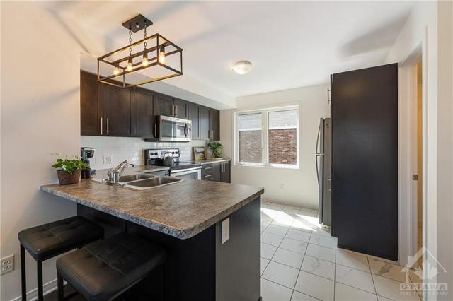 510 Recolte Private, Townhouse with 3 bedrooms, 3 bathrooms and 2 parking in Ottawa ON | Image 3