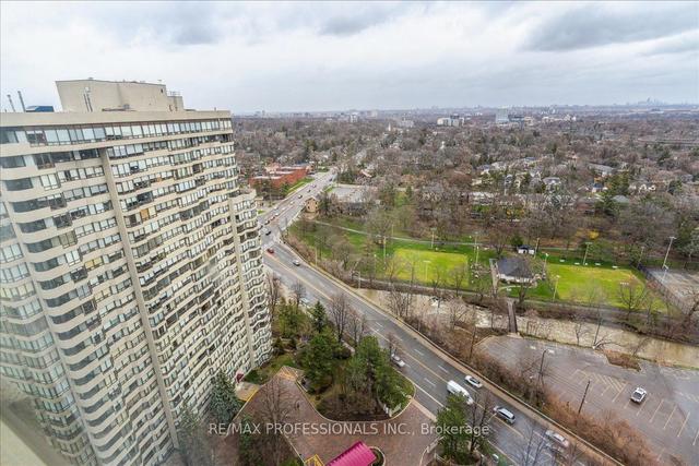 2705 - 1300 Islington Ave, Condo with 2 bedrooms, 2 bathrooms and 1 parking in Toronto ON | Image 2