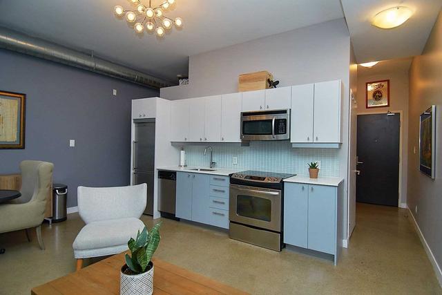 210 - 569 King St E, Condo with 1 bedrooms, 1 bathrooms and 0 parking in Toronto ON | Image 22