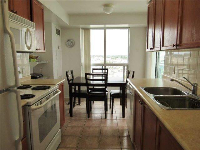 1003 - 4889 Kimbermount Ave, Condo with 2 bedrooms, 2 bathrooms and 1 parking in Mississauga ON | Image 5