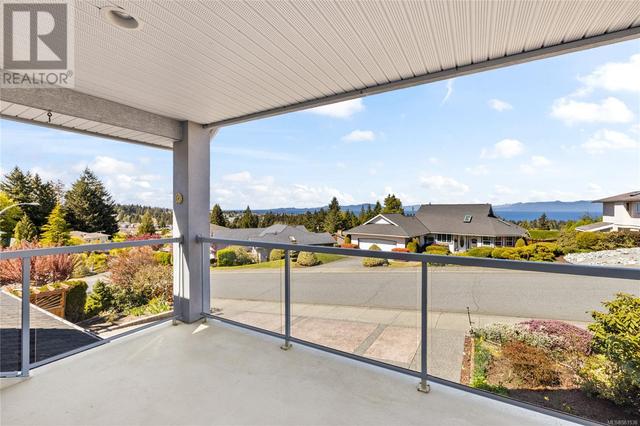 5393 Georgiaview Cres, House detached with 3 bedrooms, 3 bathrooms and 3 parking in Nanaimo BC | Image 18
