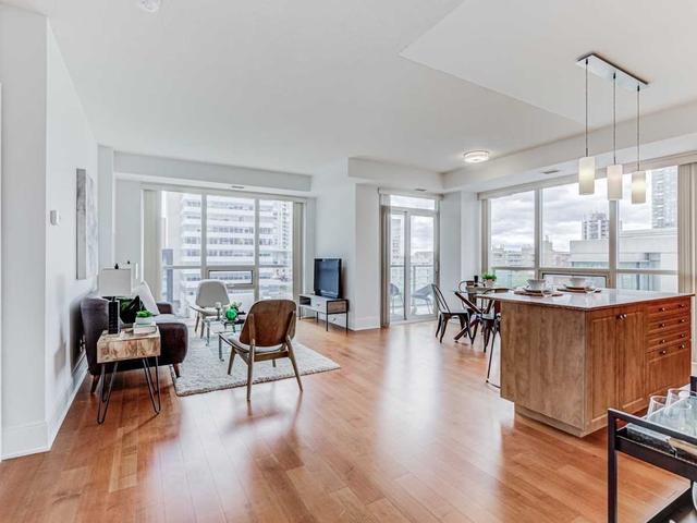 620 - 70 Roehampton Ave, Condo with 2 bedrooms, 2 bathrooms and 1 parking in Toronto ON | Image 26