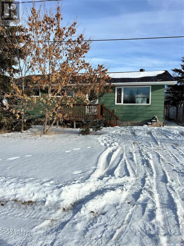 322 3rd Avenue, House detached with 3 bedrooms, 1 bathrooms and null parking in Meacham SK | Image 1
