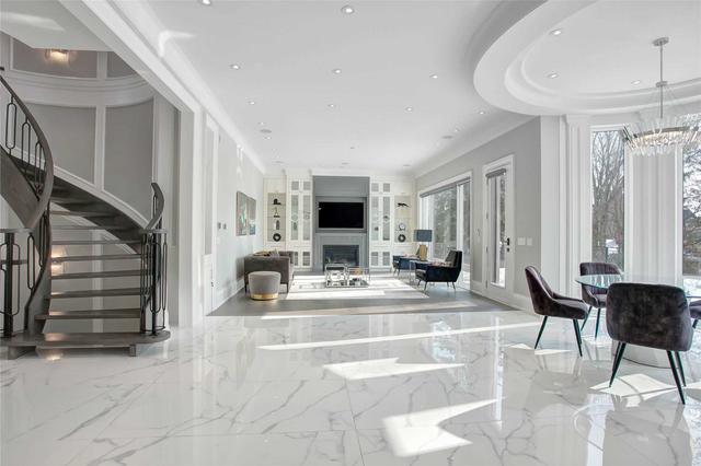 8 Cavalier Cres, House detached with 6 bedrooms, 8 bathrooms and 11 parking in Vaughan ON | Image 7