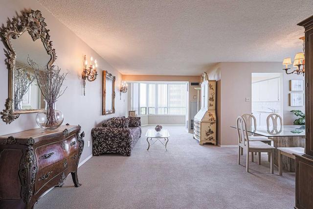 1014 - 1101 Steeles Ave W, Condo with 2 bedrooms, 2 bathrooms and 1 parking in Toronto ON | Image 2