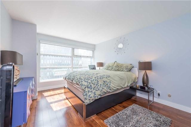 1002 - 50 Lombard St, Condo with 2 bedrooms, 2 bathrooms and 1 parking in Toronto ON | Image 17