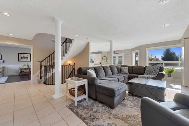 94 Northview Cres, House detached with 4 bedrooms, 4 bathrooms and 11 parking in Barrie ON | Image 39