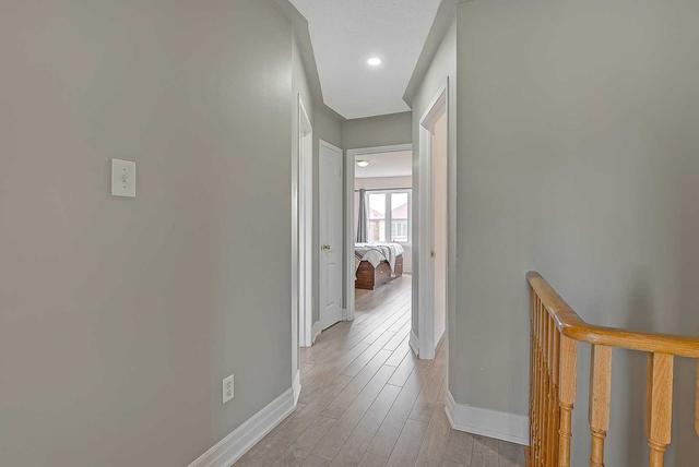 13 Earth Star Tr, House attached with 3 bedrooms, 4 bathrooms and 3 parking in Brampton ON | Image 14